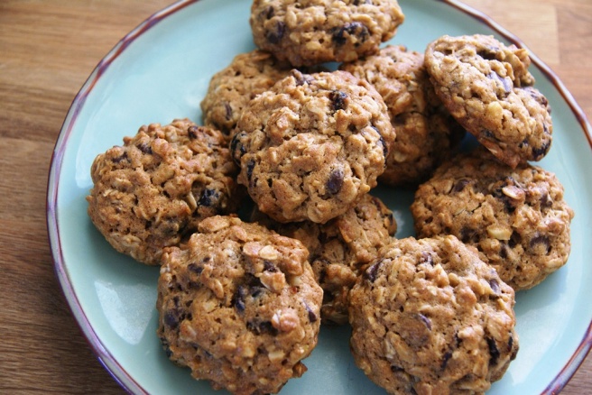 Cardamom oatmeal cookies